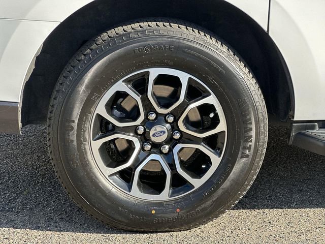 Used 2024 Ford Expedition Max XLT image 32