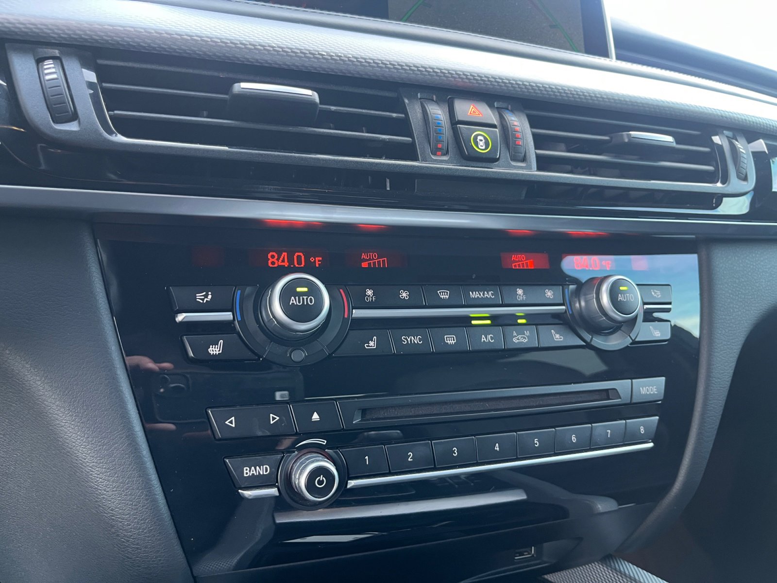 Used 2018 BMW X5 xDrive50i image 30