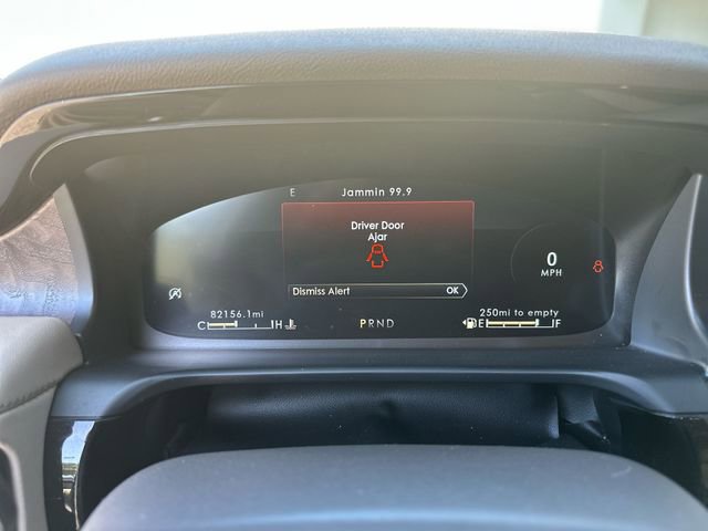 Used 2023 Lincoln Aviator Reserve w/ Equipment Group 201A image 16