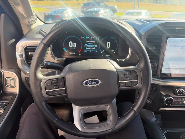 Used 2022 Ford F150 Lariat w/ Max Trailer Tow Package AWD/4WD image 12