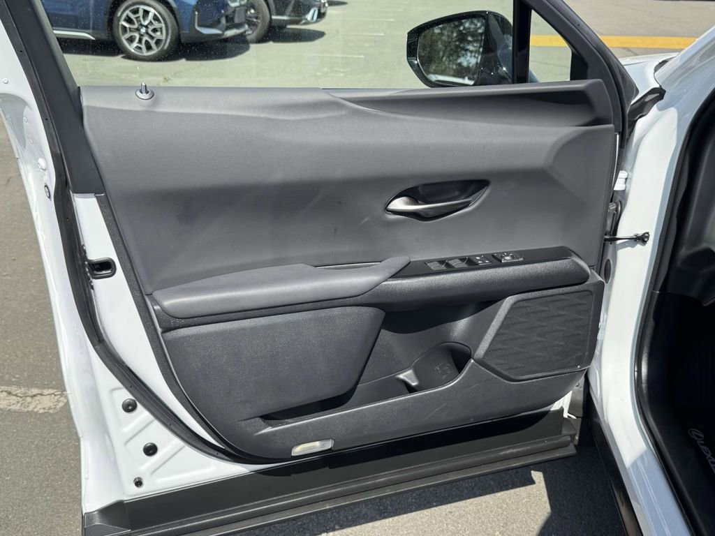 Used 2024 Lexus UX 250h F Sport image 12