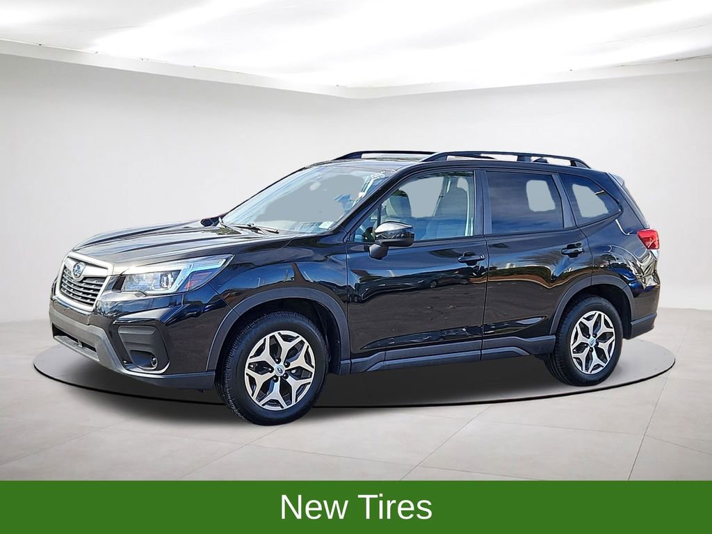 Used 2020 Subaru Forester Premium image 3