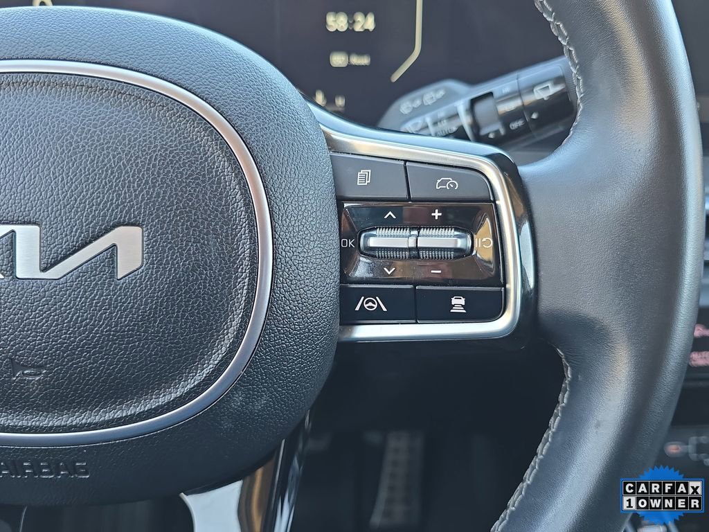 Used 2024 Kia Sorento SX image 19