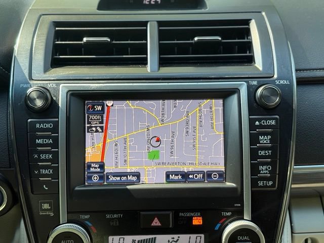 Used 2012 Toyota Camry XLE w/ Leather Pkg FWD image 30