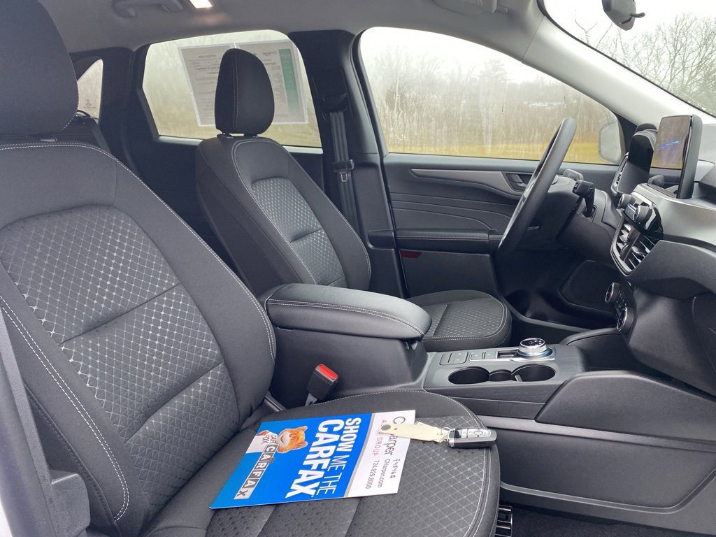 Used 2025 Ford Escape Active image 11