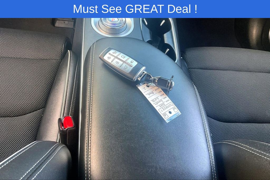 Used 2025 Genesis GV70 3.5T Sport image 14