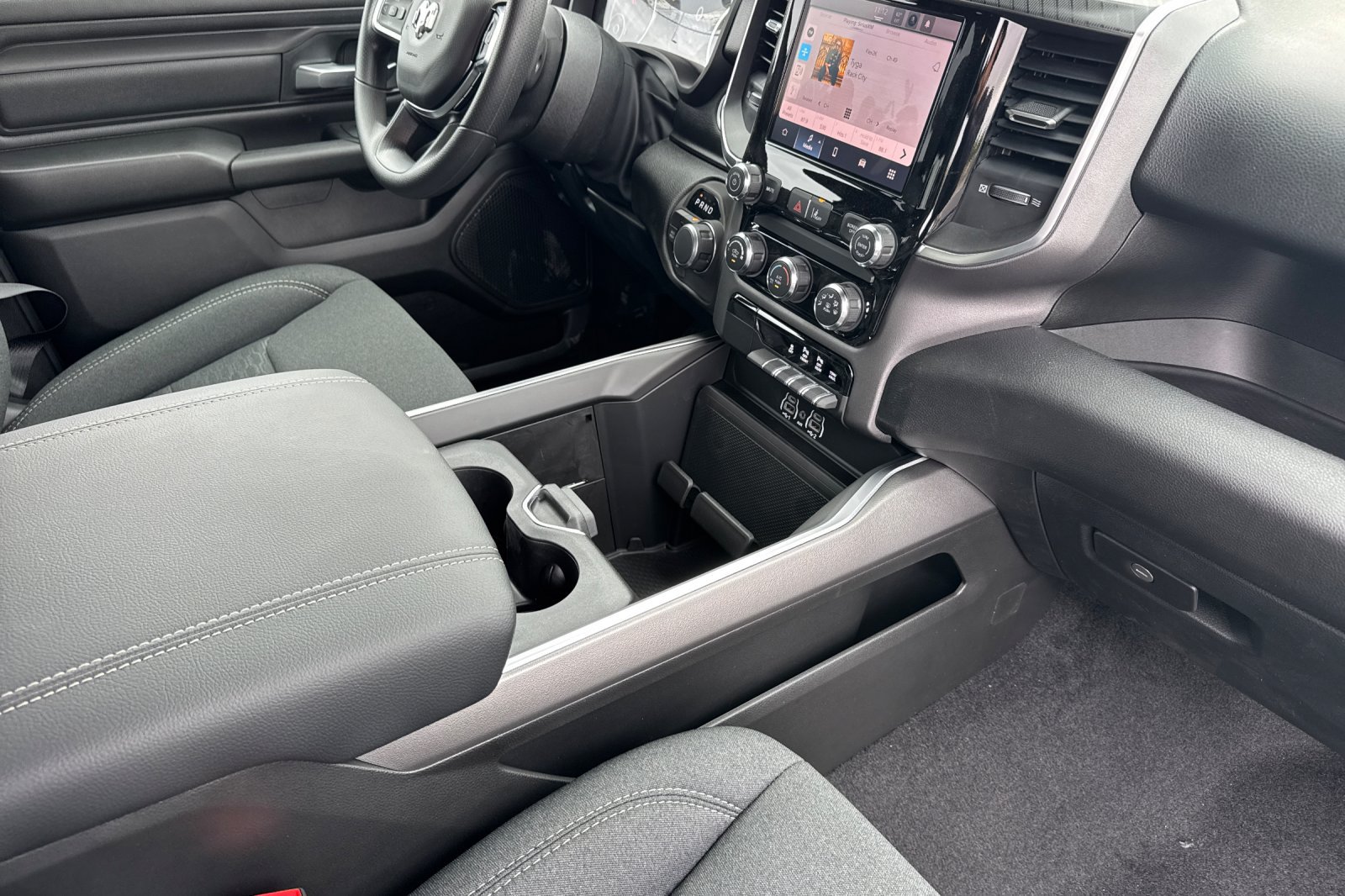 New 2026 RAM 1500 Express AWD/4WD image 14
