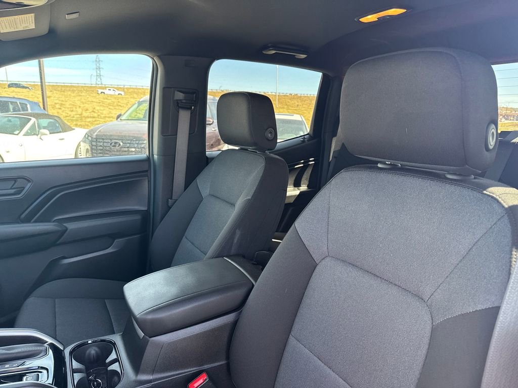 Used 2025 Chevrolet Colorado Trail Boss image 25