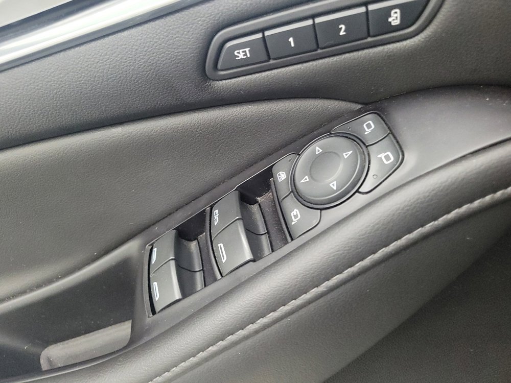 Used 2020 Buick Enclave Avenir w/ Avenir Technology Package image 32