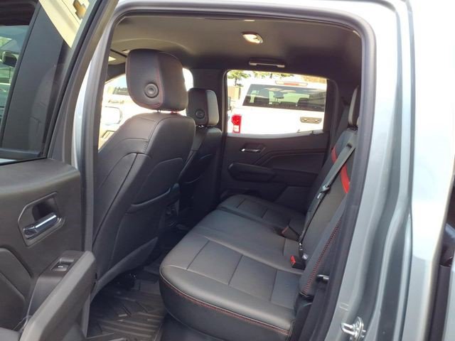 Certified 2025 Chevrolet Colorado Z71 w/ Technology Package AWD/4WD image 20