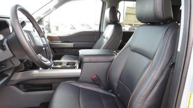 New 2026 Ford F350 Lariat w/ Lariat Premium Package image 4