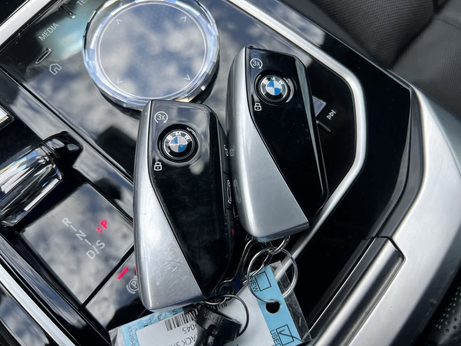 Used 2024 BMW 740i RWD image 41