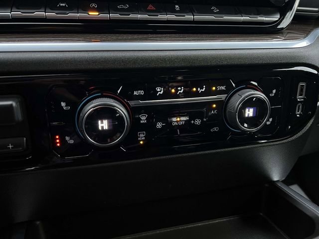 Used 2022 Chevrolet Silverado 1500 RST w/ Convenience Package II image 21