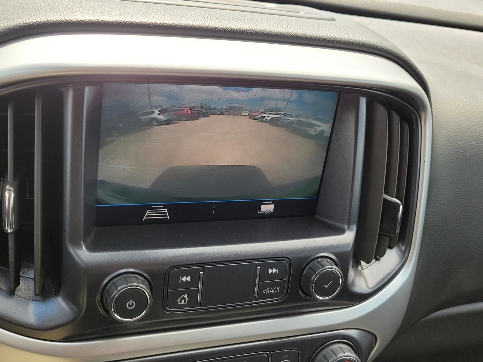 Used 2022 Chevrolet Colorado LT w/ LT Convenience Package image 24