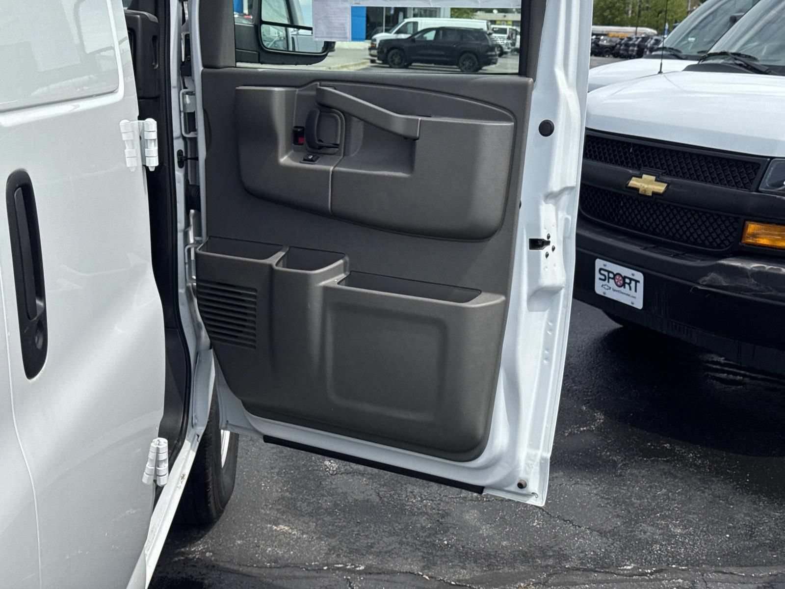 New 2025 Chevrolet Express 2500 w/ Driver Convenience Package RWD image 10