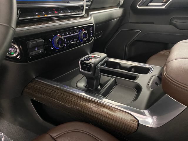 Certified 2025 Chevrolet Silverado 1500 LT AWD/4WD image 25