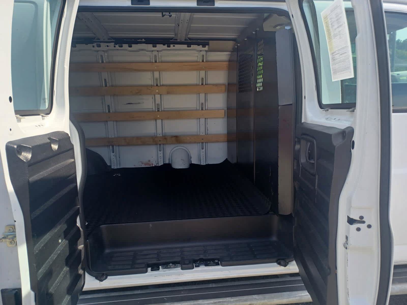 Used 2024 Chevrolet Express 2500 w/ Driver Convenience Package RWD image 14