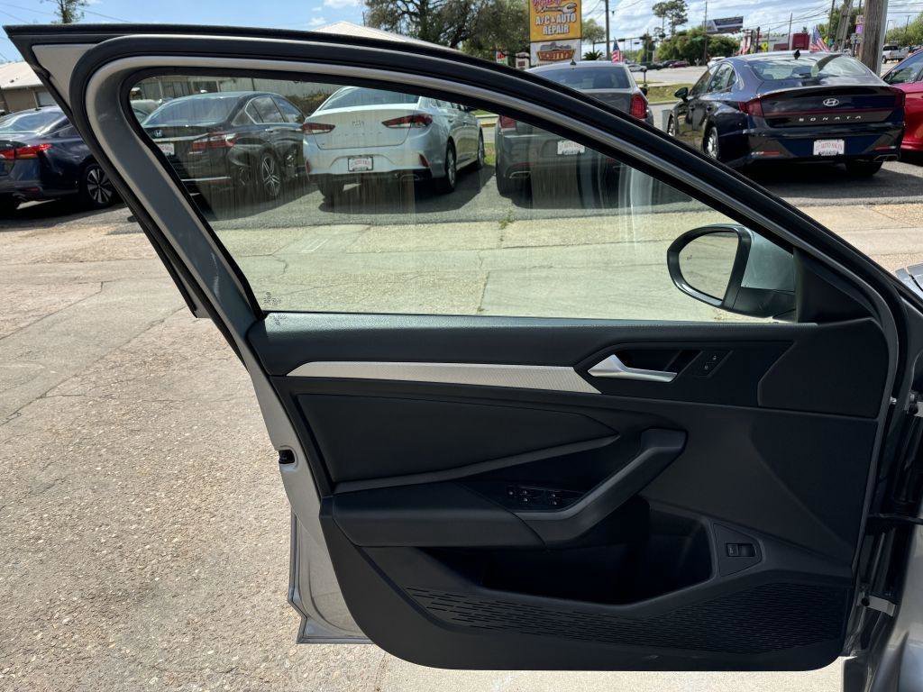 Used 2020 Volkswagen Jetta S FWD image 12