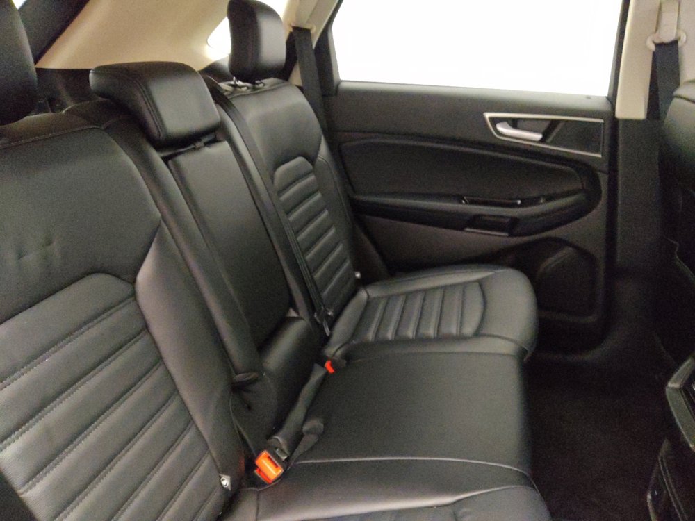 Used 2018 Ford Edge SEL w/ Equipment Group 201A image 19