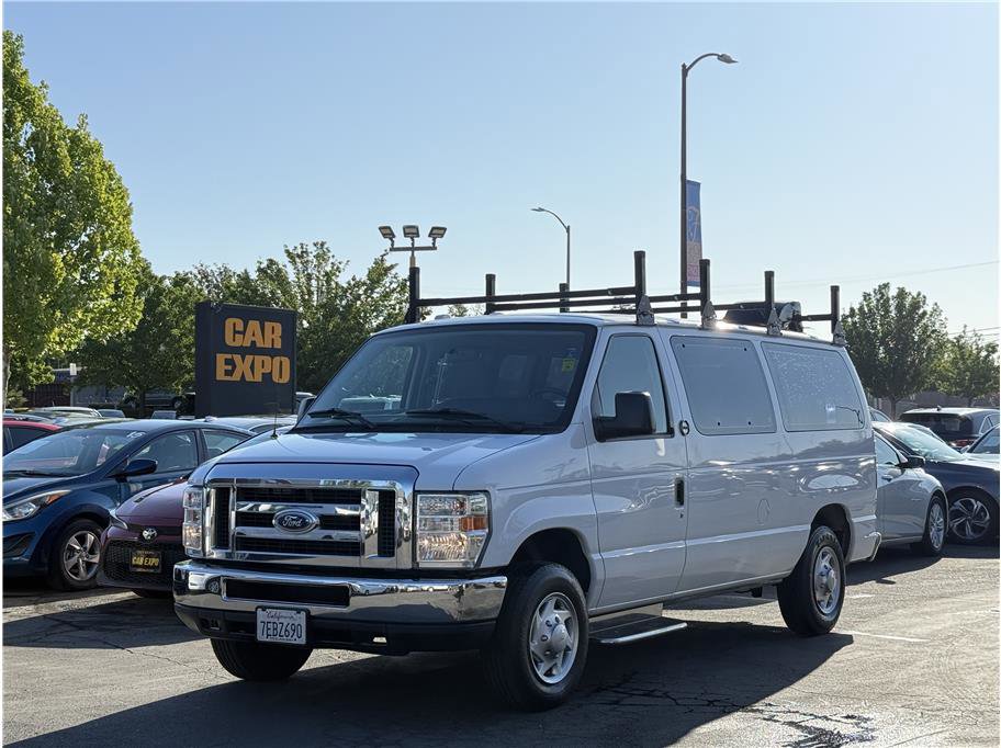 Used 2014 Ford E-150 and Econoline 150 Wagon image 40