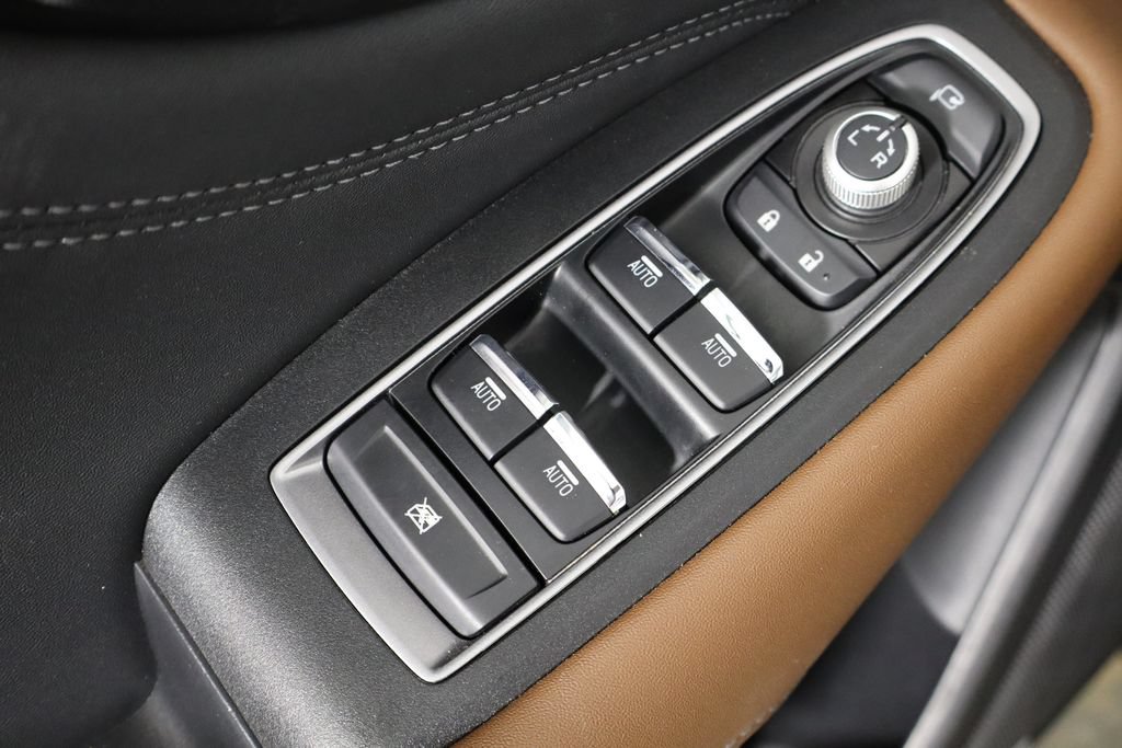 Used 2025 Subaru Outback Touring XT AWD/4WD image 19