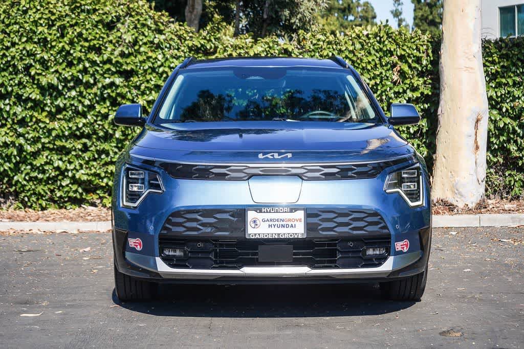 Used 2024 Kia Niro Wave FWD image 2