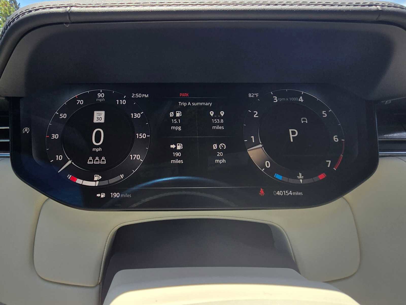 Used 2023 Land Rover Range Rover SE image 28