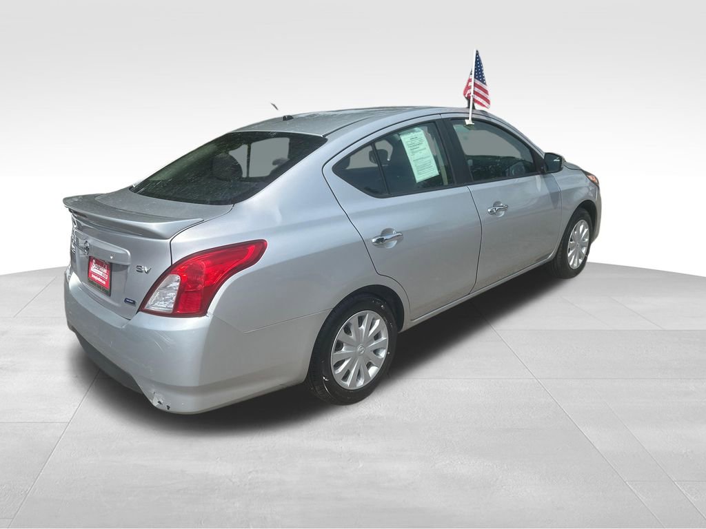 Used 2016 Nissan Versa SV FWD image 21