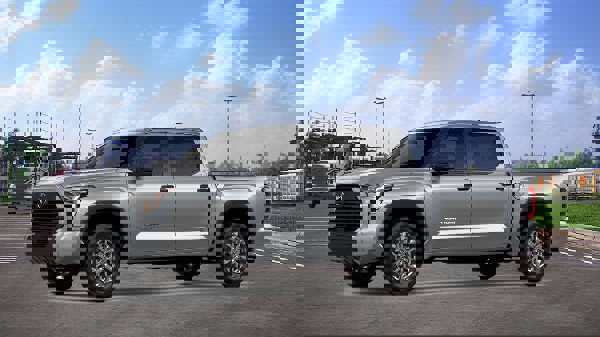 New 2026 Toyota Tundra SR5 image 2