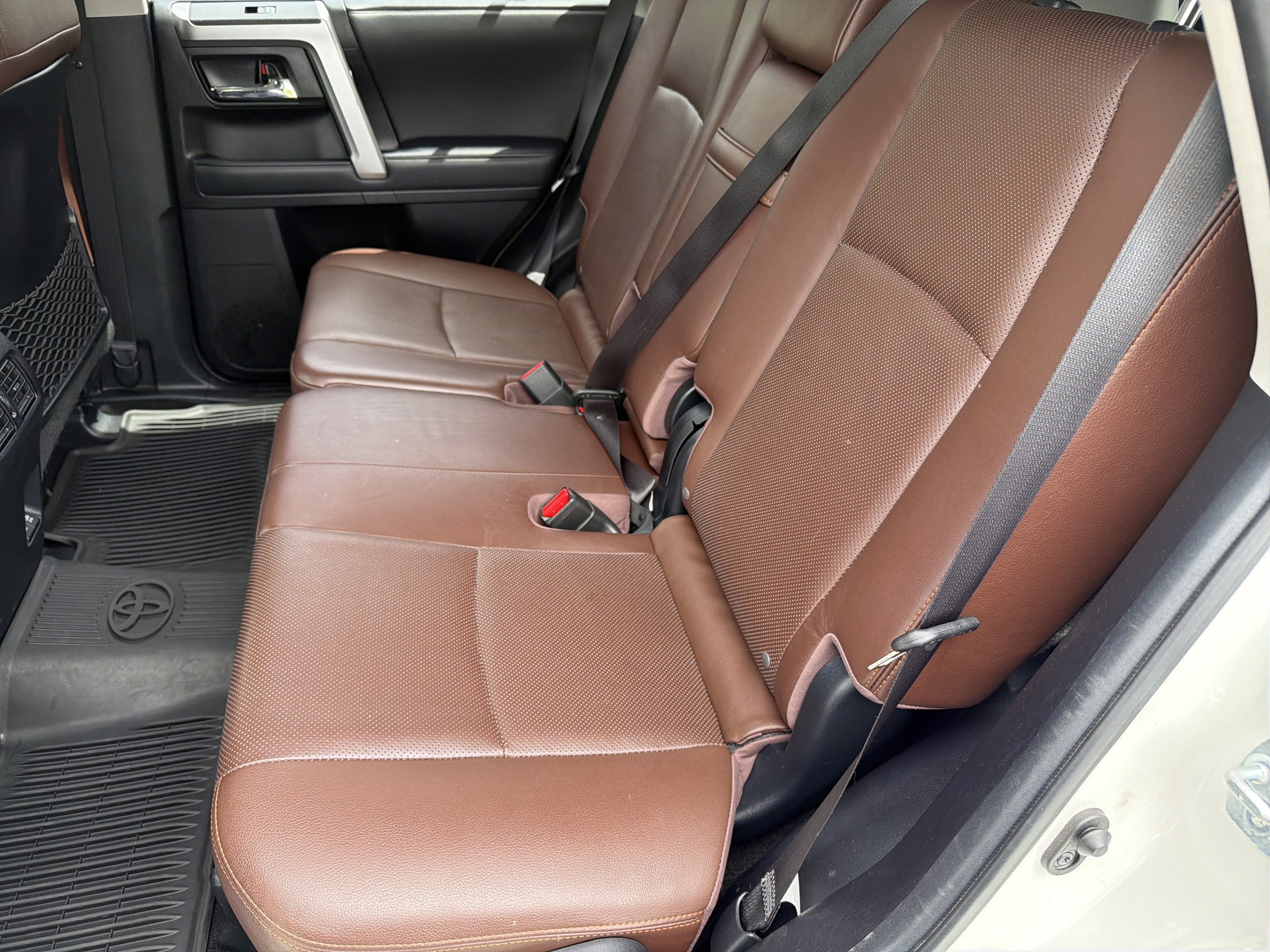 Used 2020 Toyota 4Runner Limited AWD/4WD image 20