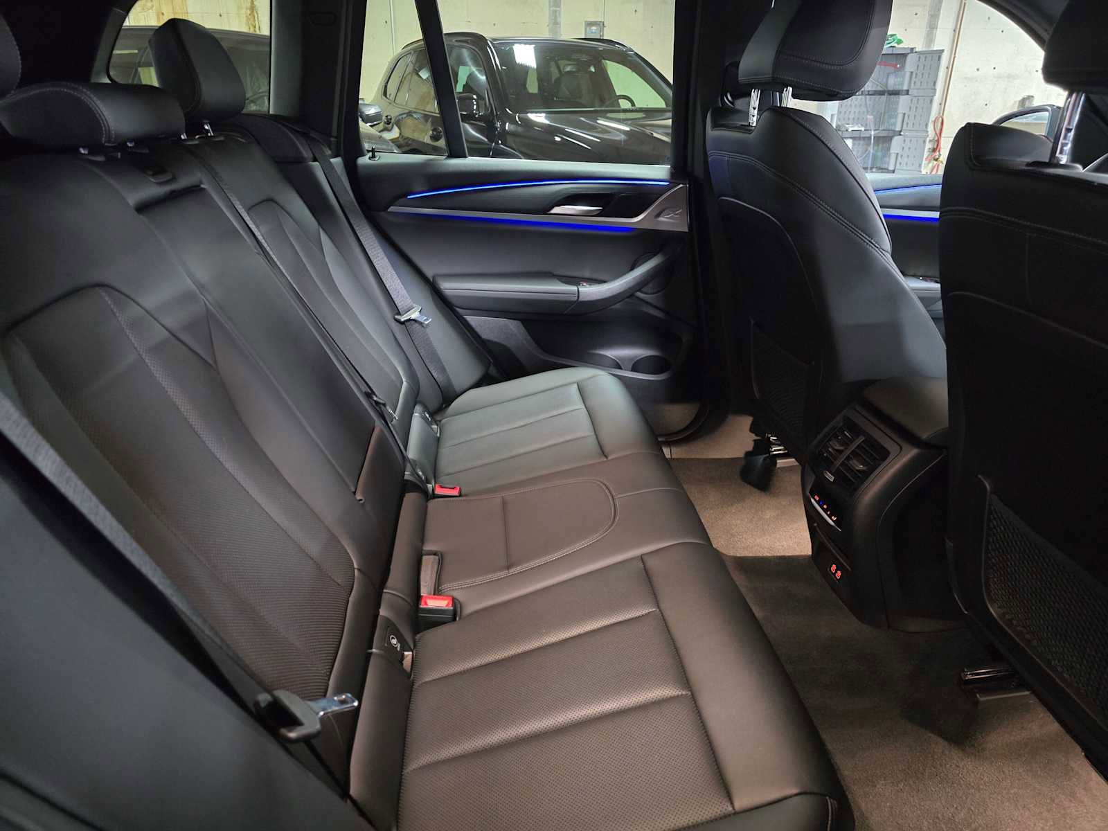 Used 2024 BMW X3 xDrive30i w/ Convenience Package image 13