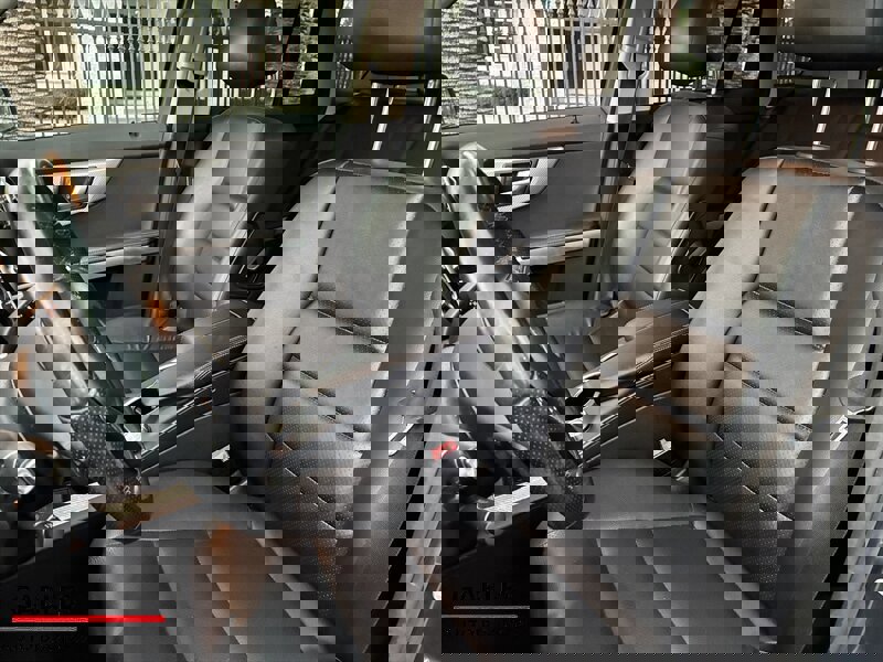 Used 2015 Mercedes-Benz GLK 350 2WD image 18