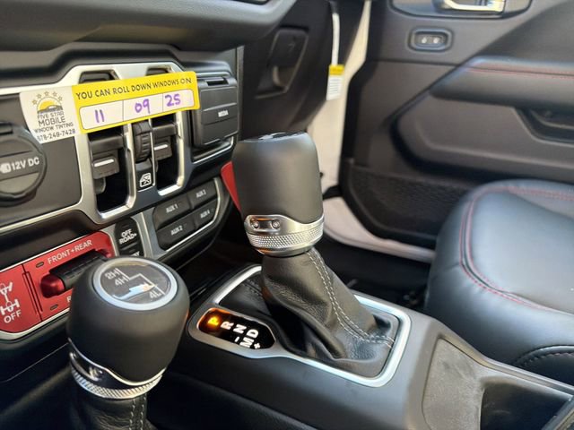 New 2026 Jeep Wrangler Unlimited Rubicon w/ Safety Group image 31