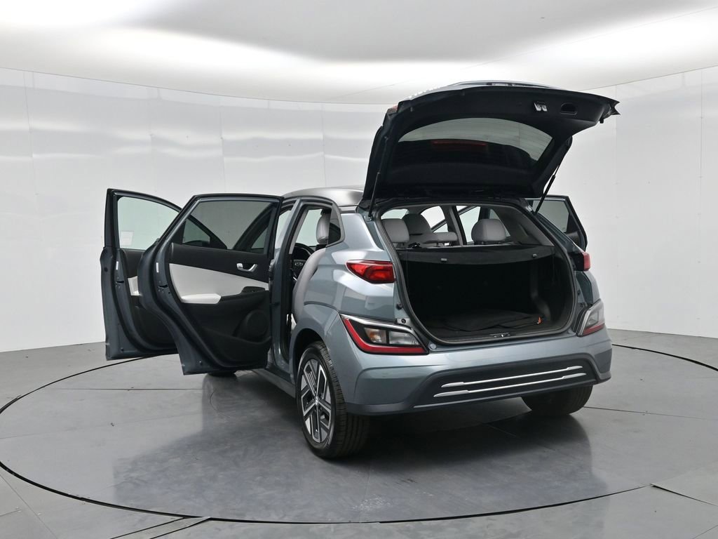 Used 2023 Hyundai Kona SE w/ Cargo Package FWD image 35