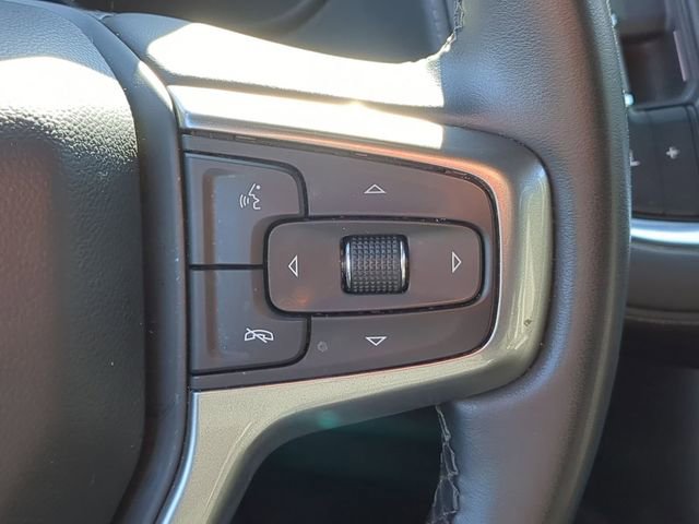 Used 2024 Chevrolet Suburban LT image 27