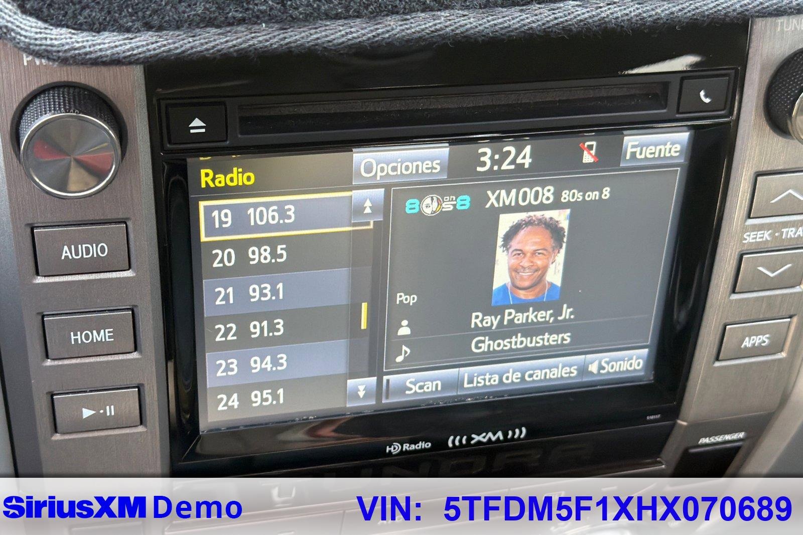 Used 2017 Toyota Tundra SR5 w/ SR5 Upgrade Package image 26