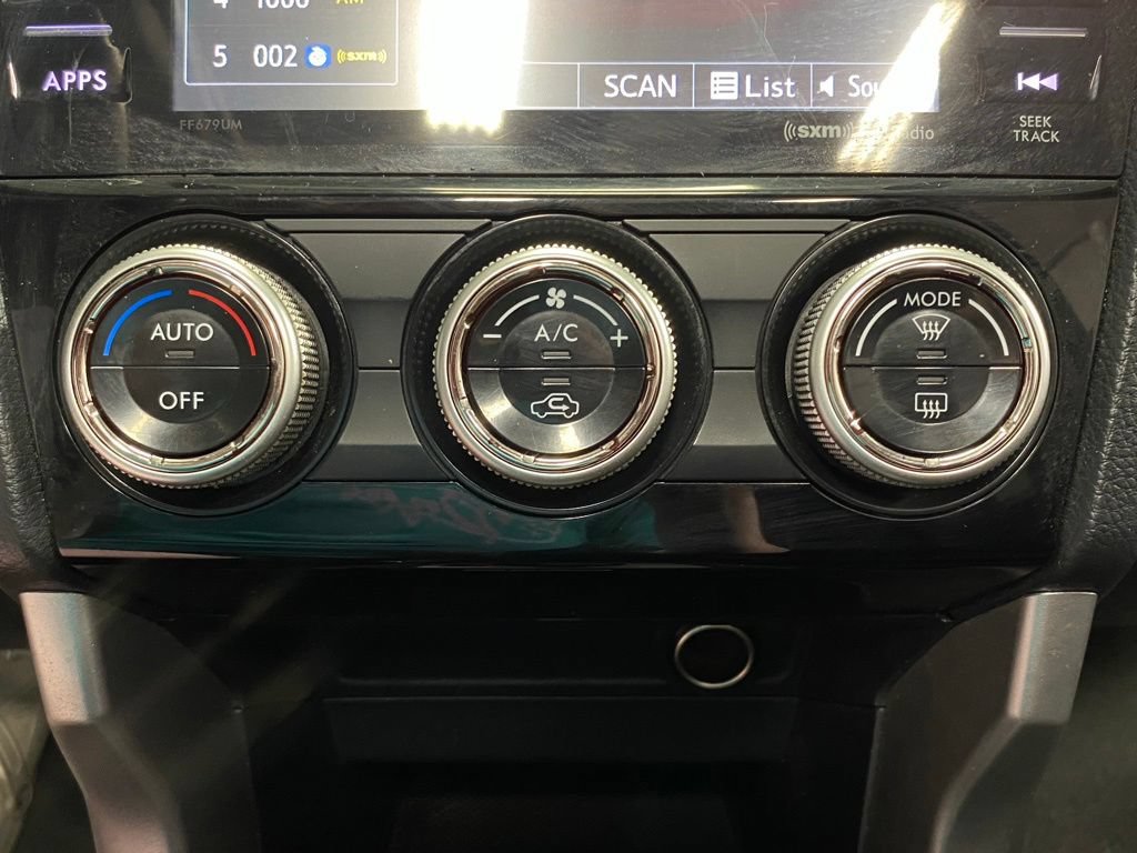 Used 2018 Subaru Forester 2.5i Premium w/ All-Weather Package AWD/4WD image 24