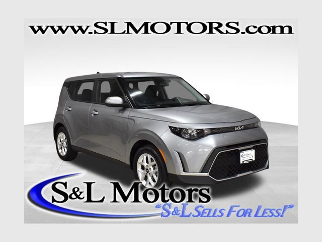 Used 2025 Kia Soul LX w/ LX Technology Package