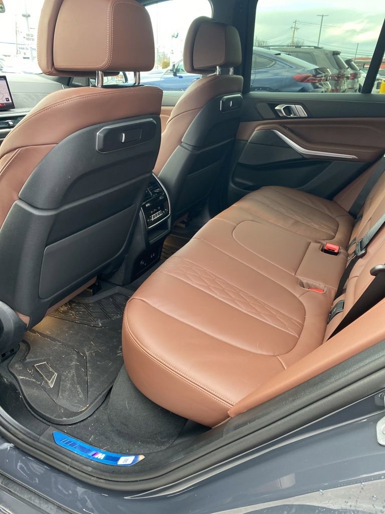 Used 2026 BMW X5 xDrive50e w/ M Sport Package image 12