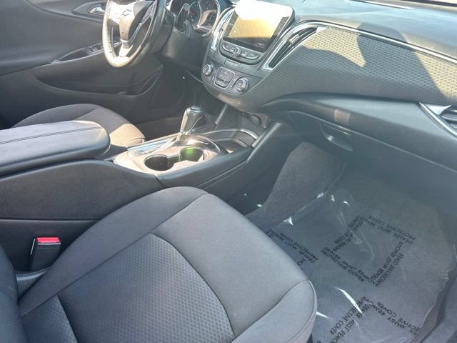 Used 2018 Chevrolet Malibu LT FWD image 10