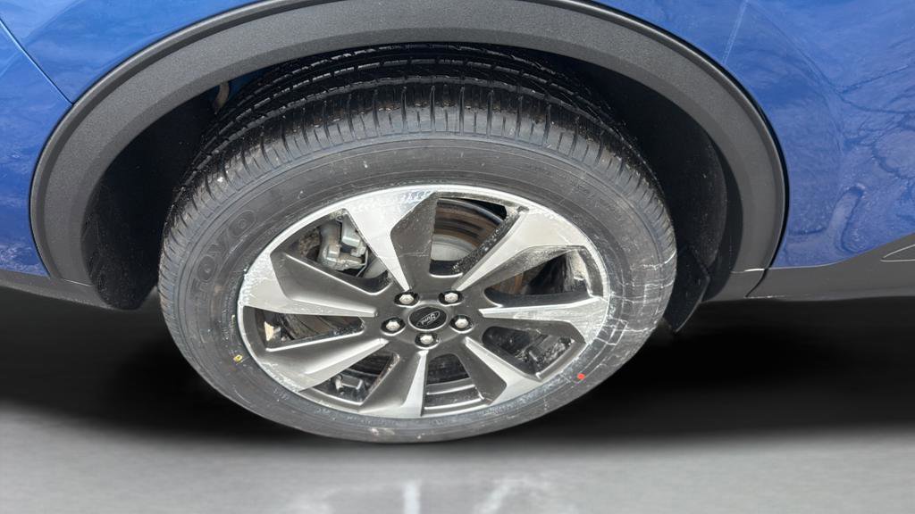 Certified 2023 Ford Escape Platinum image 43