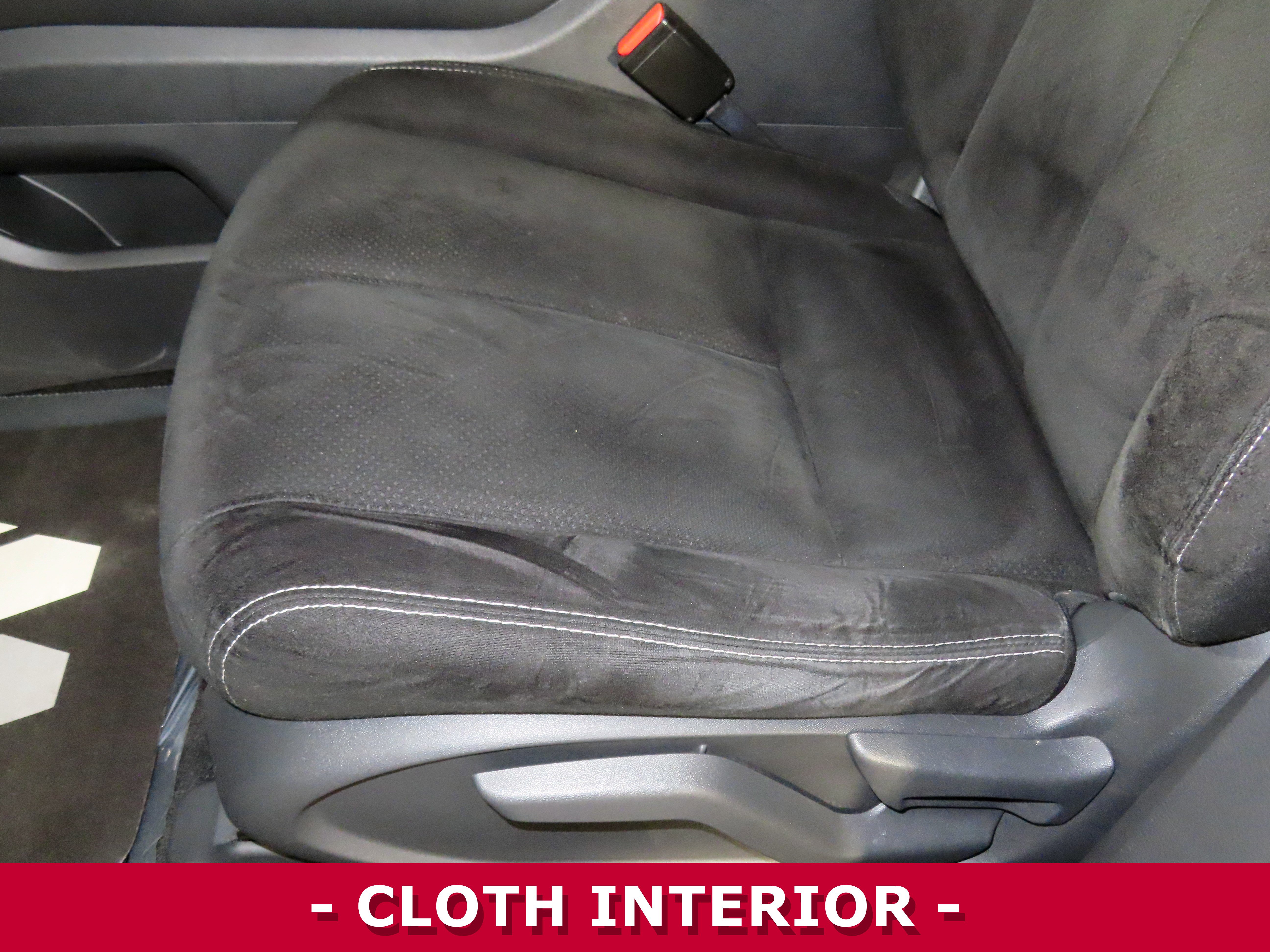 Used 2018 Nissan Murano S image 8