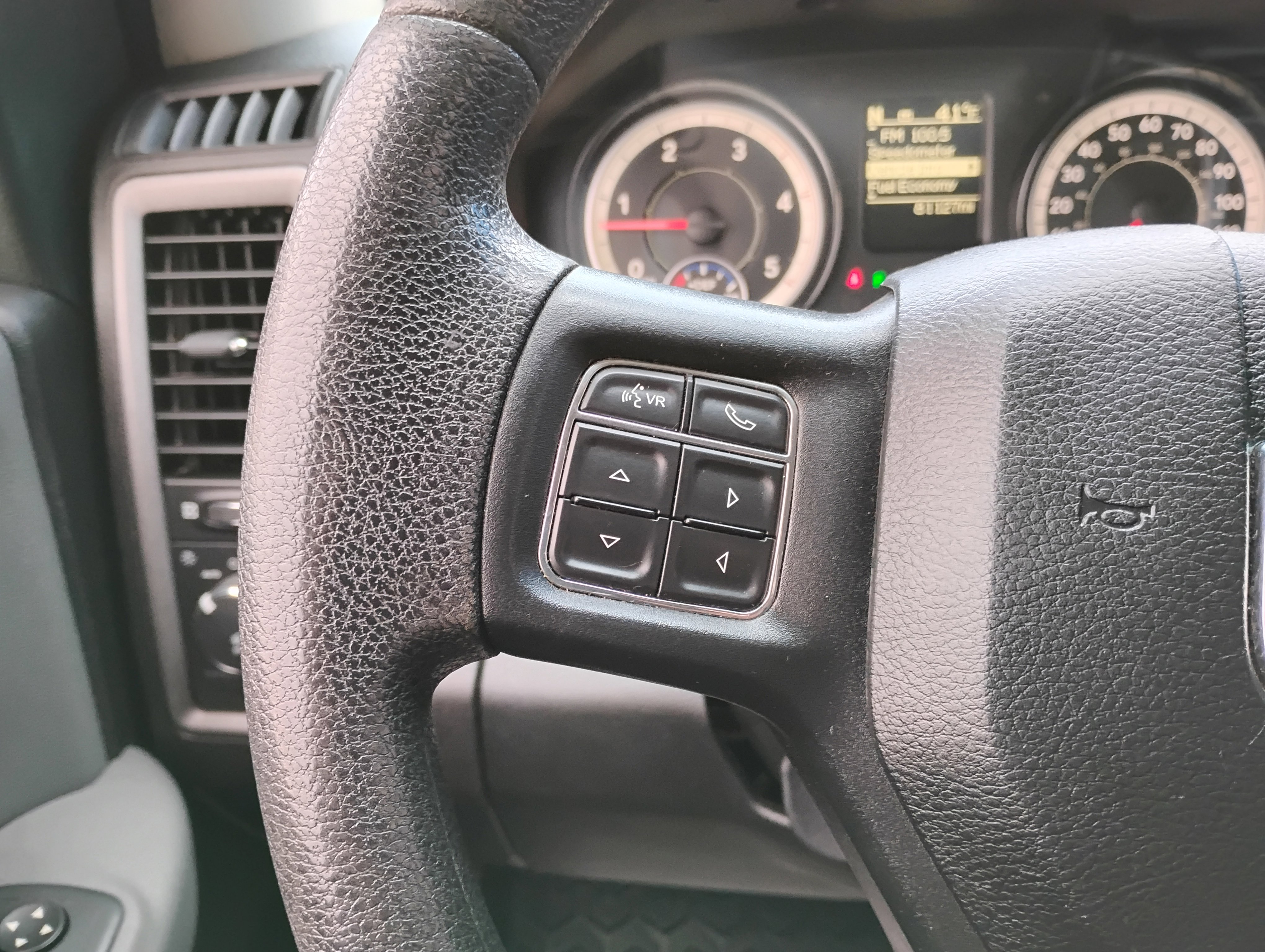 Used 2017 RAM 3500 Tradesman w/ Chrome Appearance Group image 8