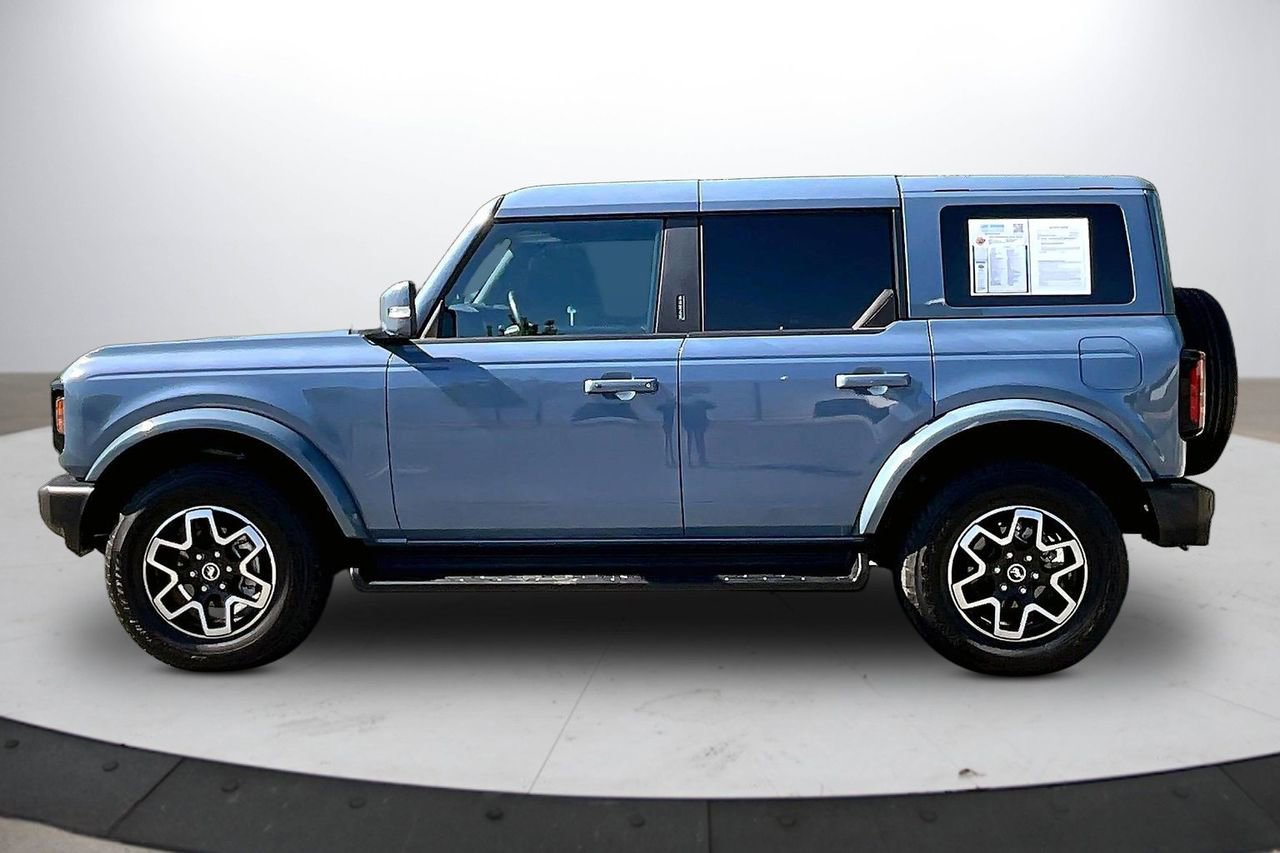 Used 2025 Ford Bronco Outer Banks AWD/4WD image 6