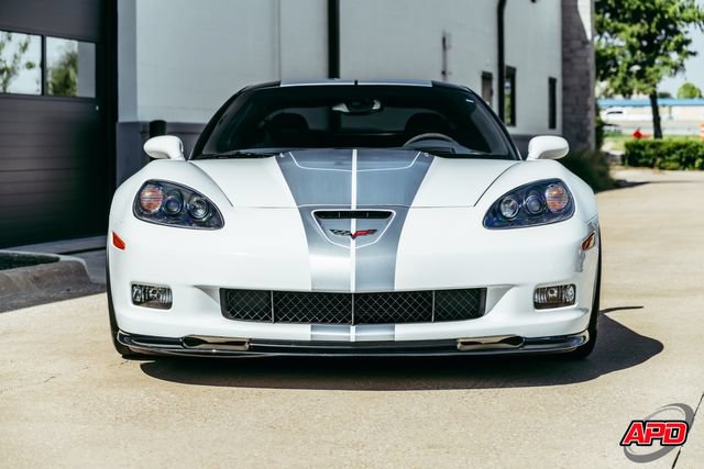 Used 2013 Chevrolet Corvette Z06 w/ 3LZ Preferred Equipment Group RWD image 13