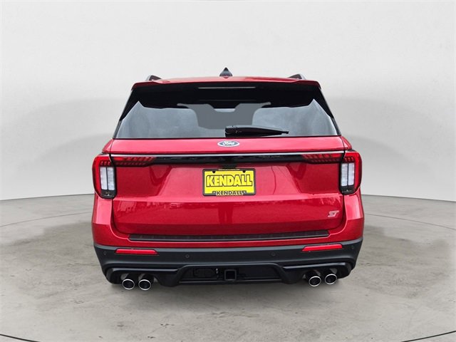 Used 2025 Ford Explorer ST image 4