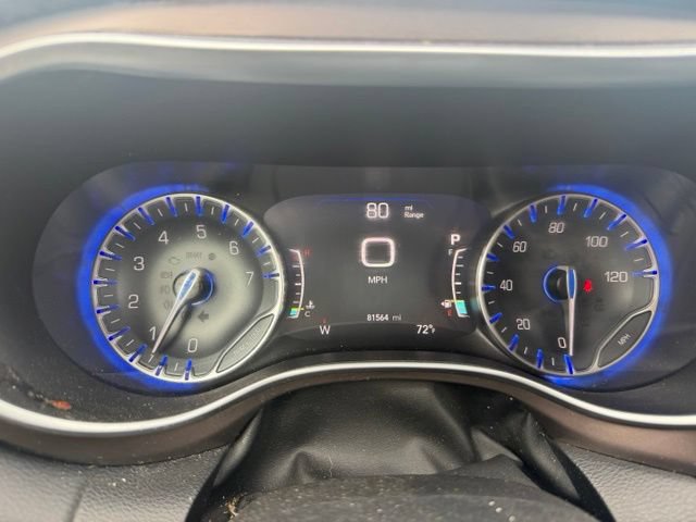 Used 2017 Chrysler Pacifica Touring-L Plus w/ Tire & Wheel Group FWD image 17