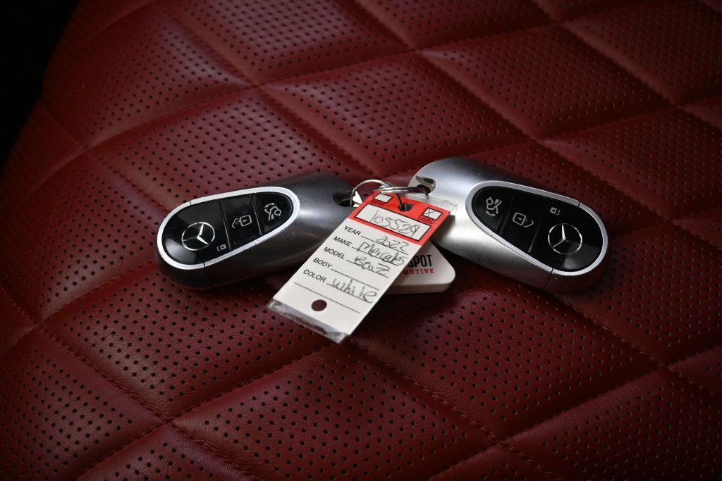 Used 2022 Mercedes-Benz S 500 4MATIC image 33