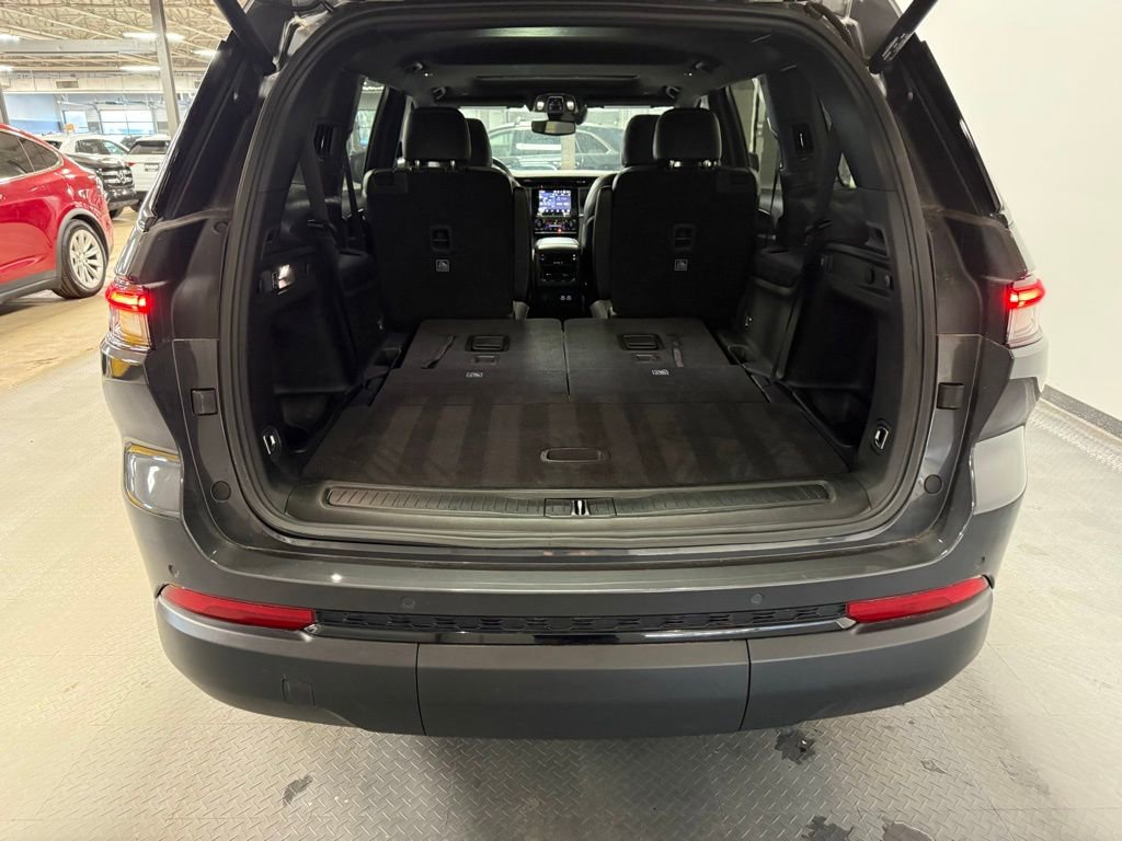 Used 2021 Jeep Grand Cherokee L Laredo AWD/4WD image 22