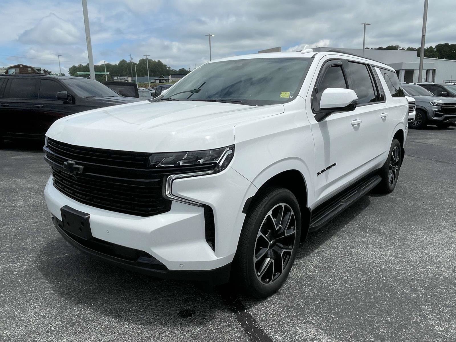 Certified 2024 Chevrolet Suburban RST w/ Sport Performance Package image 12